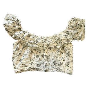 Dress Forum cropped Floral Button-Up Top runched in the back size small